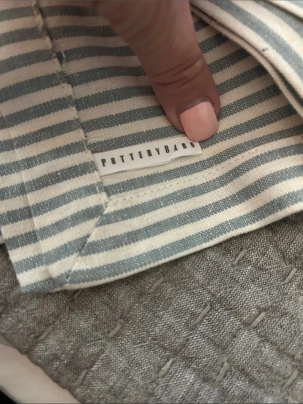 Pottery Barn Teal and Cream Wheaton striped Table Runner and 4 cloth napkins set